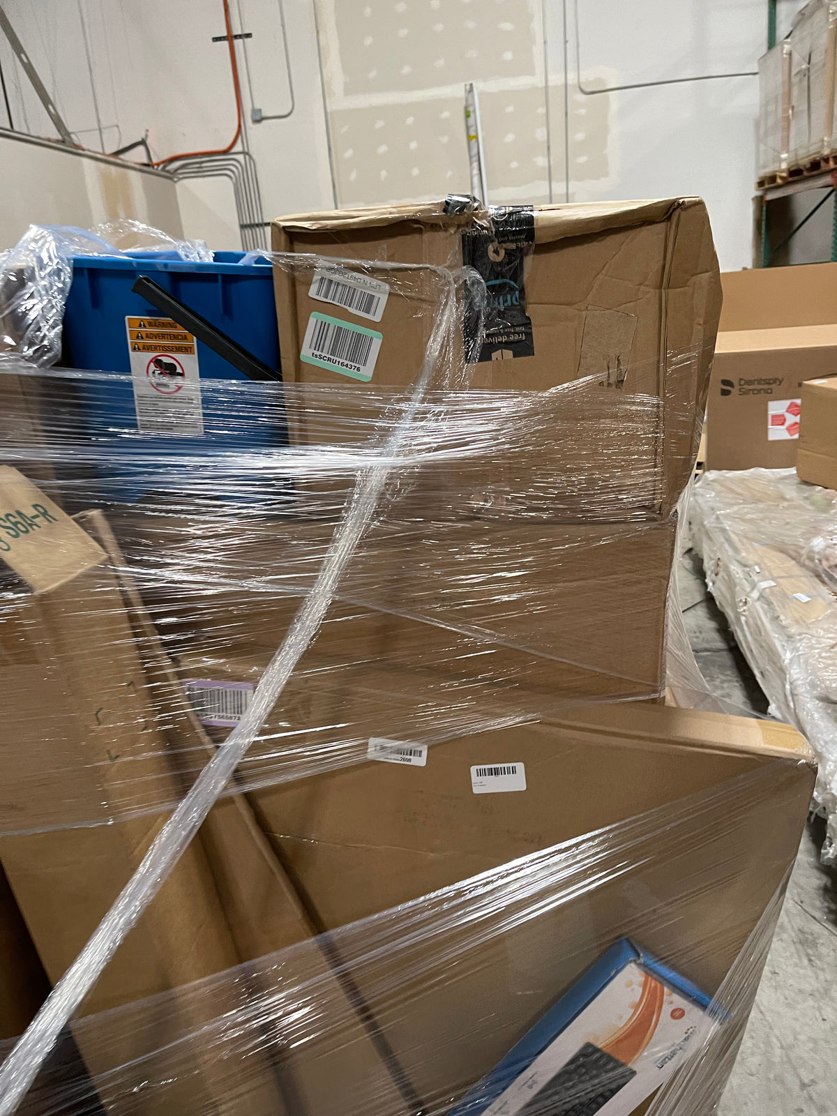 16g Lot #1 Pallet Of Miscellaneous Amazon Returns See Photos