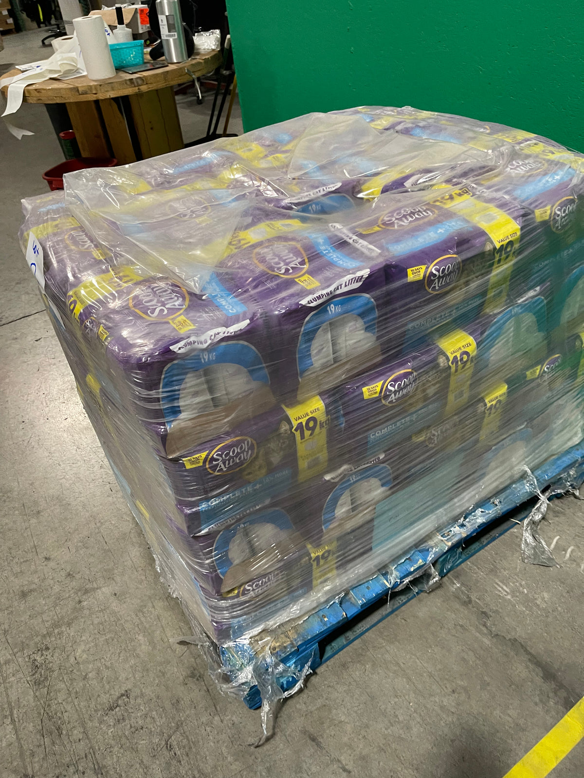 16a Lot #2 Pallet Of Scoop Away Performance Plus Cat Litter