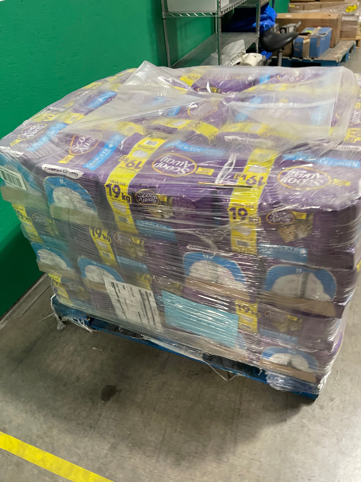 16a Lot #2 Pallet Of Scoop Away Performance Plus Cat Litter