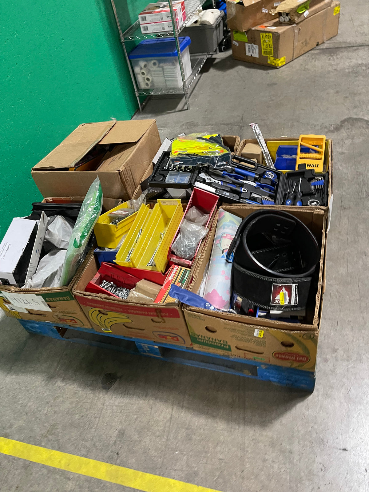 16a Lot #20 Pallet Of Assorted Tools Hardware And Electronics See Photos!