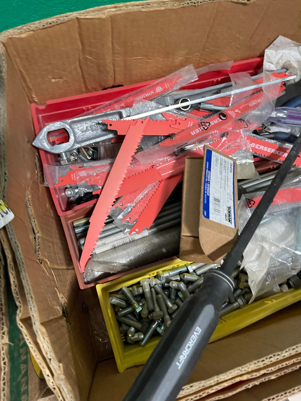 17d Lot #21 Pallet Of Assorted Tools Hardware And More!