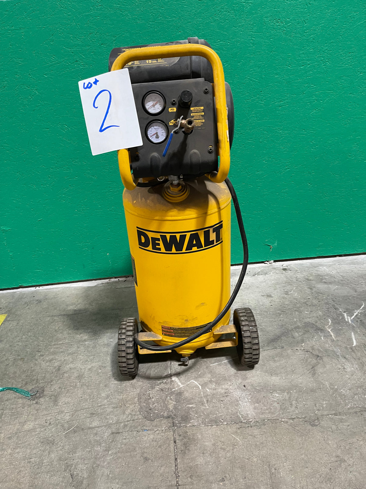 15a Lot #2 DeWalt D55168 Air Compressor *Used*