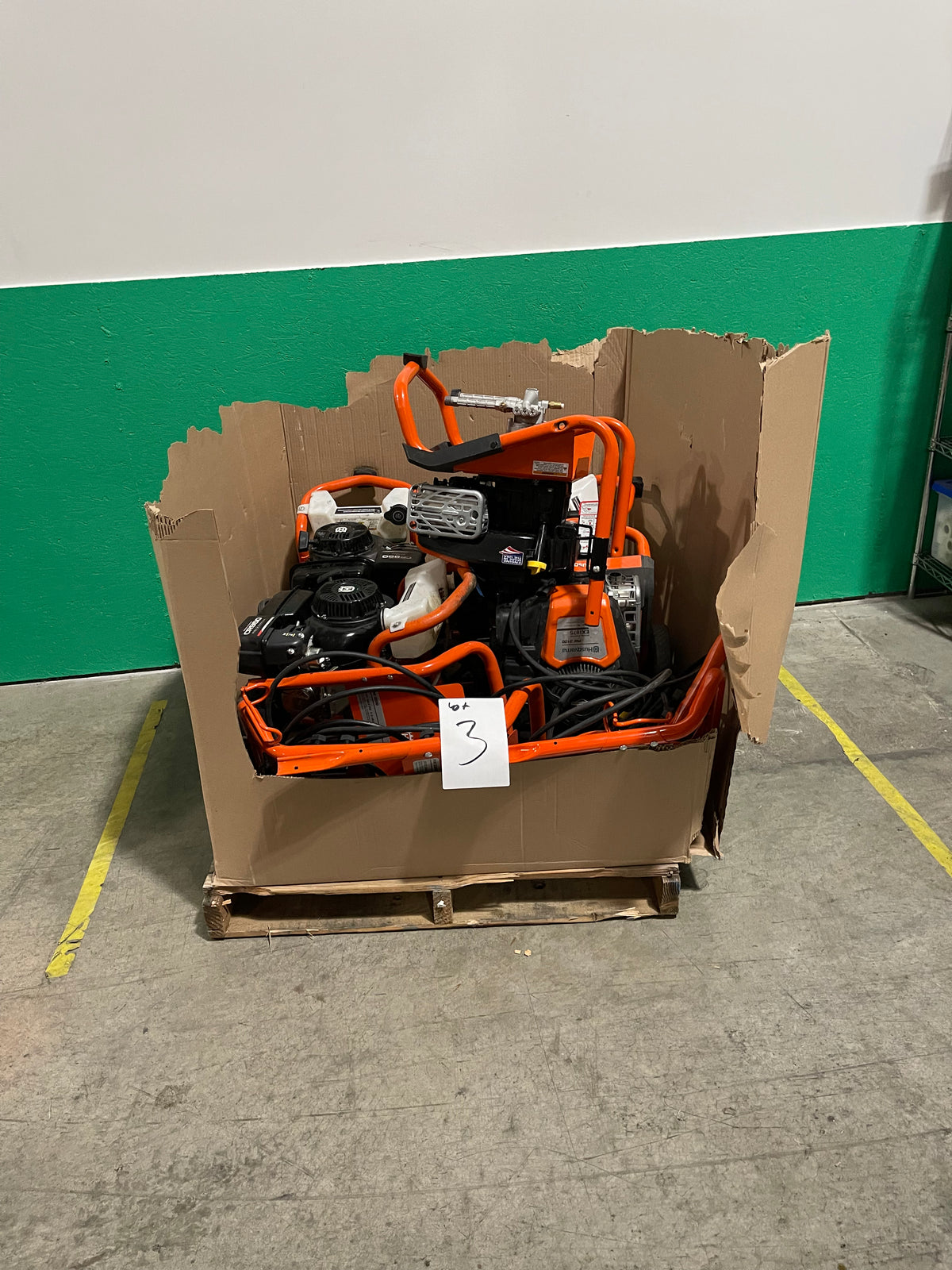 17a Lot #3 Pallet Of Husqvarna Pressure Washers