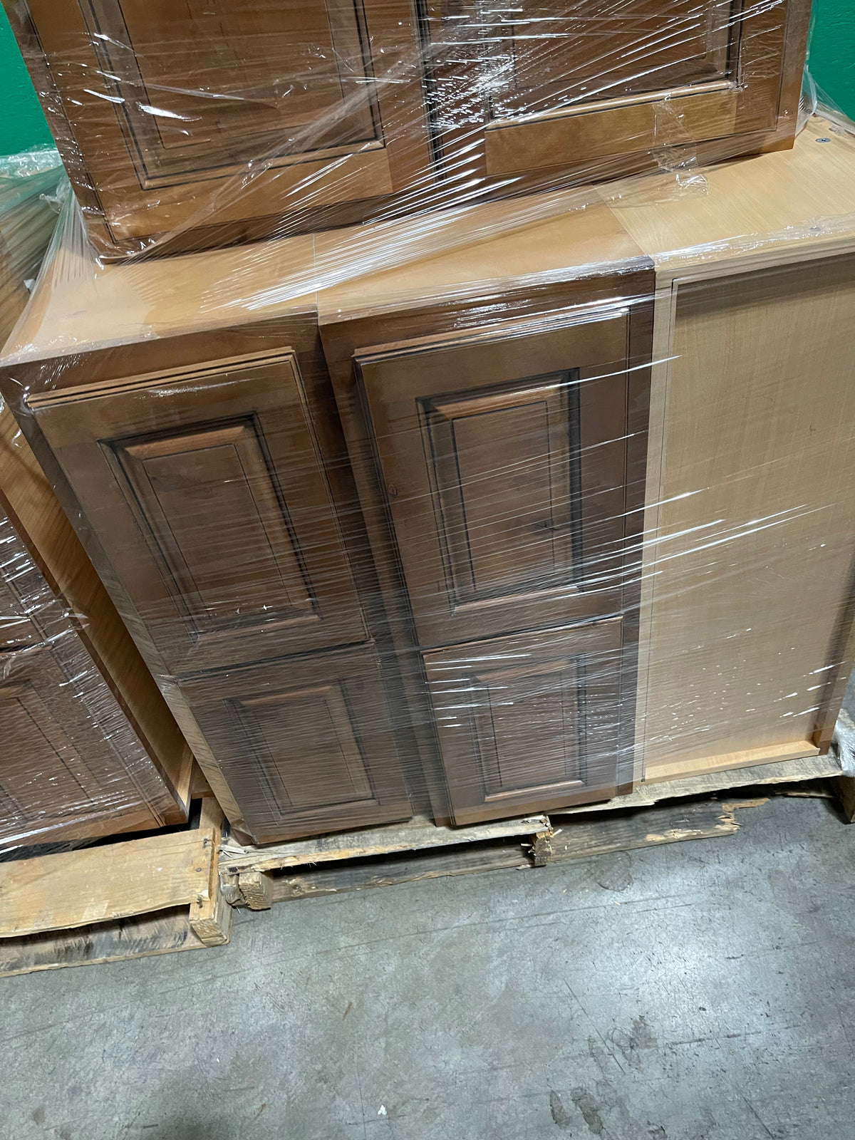 17a Lot #14 Two Pallets Of AWA Kitchen Cabinets