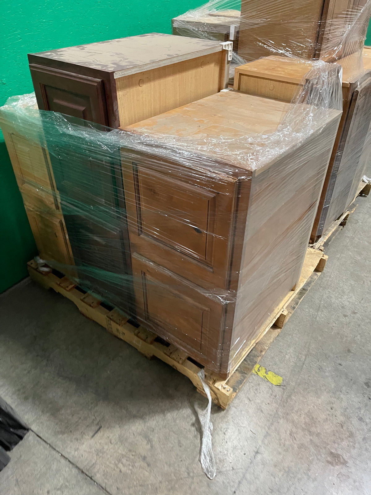 17a Lot #14 Two Pallets Of AWA Kitchen Cabinets