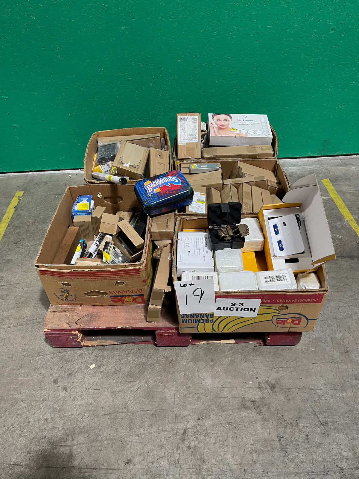 17d Lot #19 Pallet Of Assorted Hardware , Various Home Goods, Electronics And More!