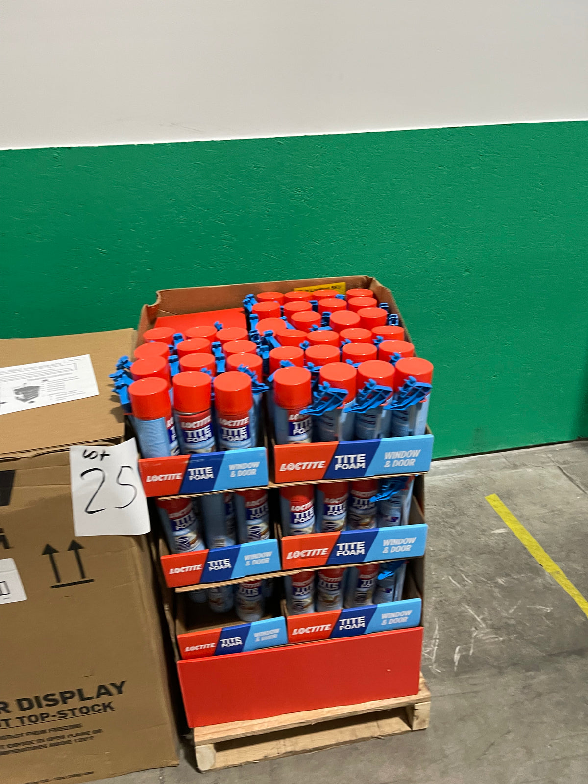 16a Lot #25 Pallet Of Loctite Tite Foam Window And Door In A Floor Display