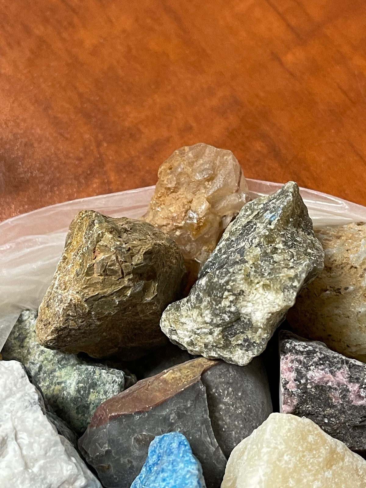 Lot #32 Lot Of Assorted Gemstones, Rocks And A Couple Fossils!