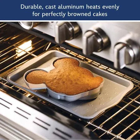 D-L38 FARBERWARE Mickey Mouse Cast Aluminum Cake Pan